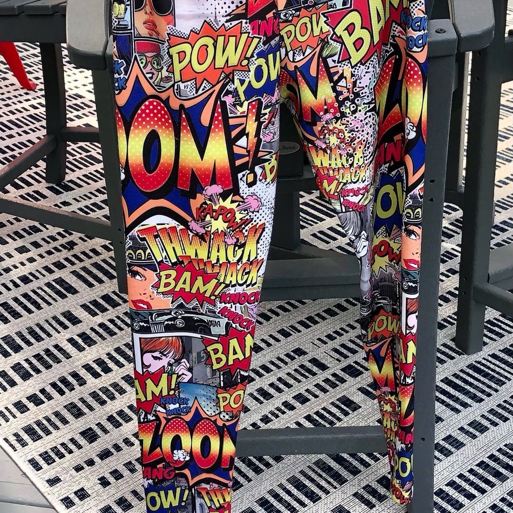 Ladies comic  Pop Art Leggings - Multicolor